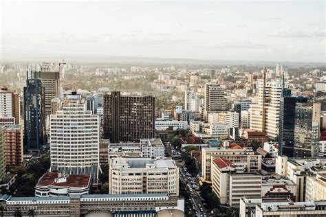 A city guide to Nairobi, the blossoming Kenyan capital.